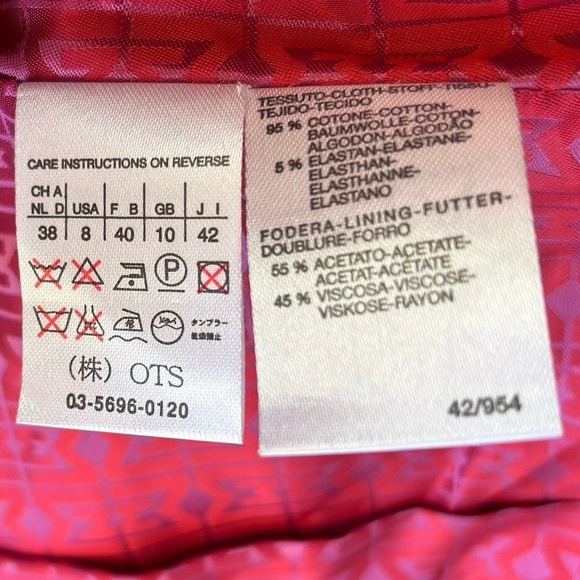 MaxMara Velvet Blazer Women’s Sz 8 Red Maroon Berry - Pointed Collar, 2 Buttons - Picture 15 of 16